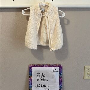 Old Navy Soft Cream Sherpa Vest
